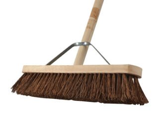 Faithfull Stiff Bassine Broom 450mm (18in) + Handle & Stay (5023969267562) FAIBRBAS18H