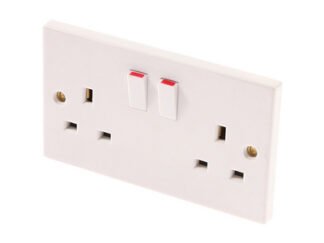 Smj Switched Socket 2-Gang 13A Clam Pack (5060038163486) SMJW2GSSC